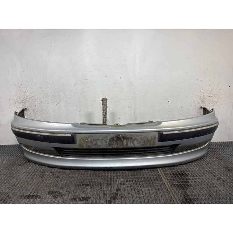 Pare choc avant PEUGEOT 406 Photo n°4