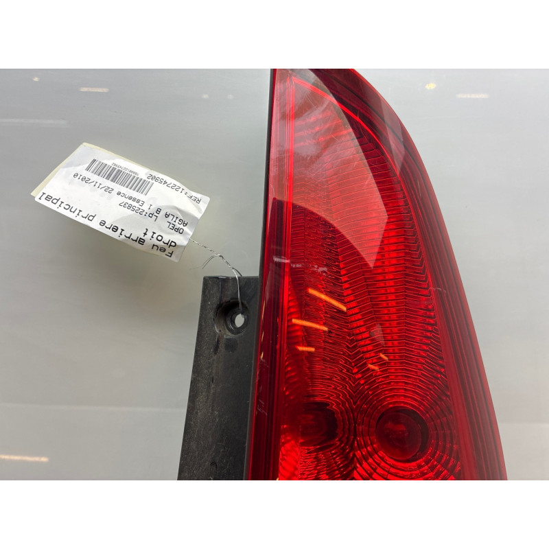 Feu arriere principal droit (feux) OPEL AGILA B Photo n°7