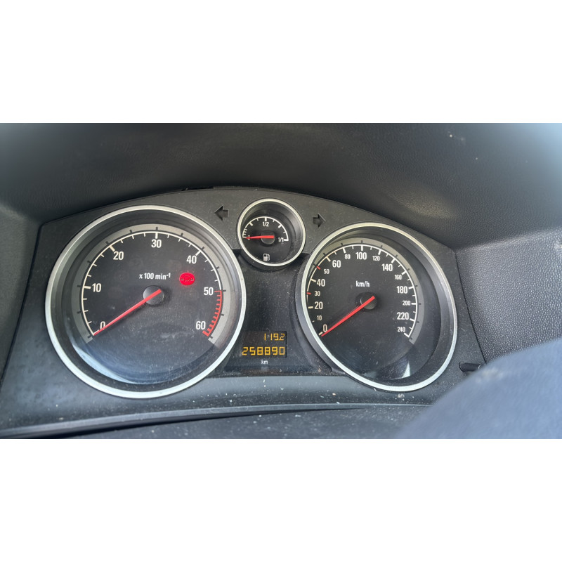 Calandre OPEL ASTRA H Photo n°20