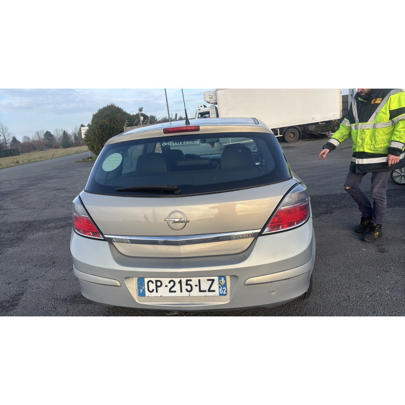 Capot OPEL ASTRA H Photo n°12