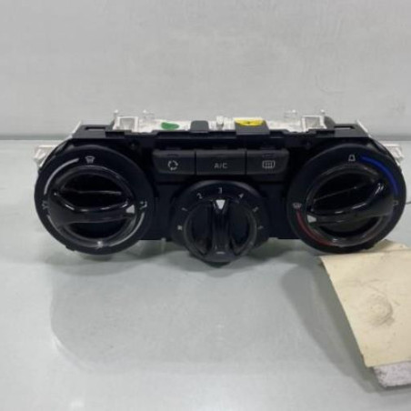 Commande chauffage PEUGEOT 208 1 Photo n°1