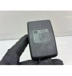 Attache ceinture avant droit OPEL ASTRA J SPORTS