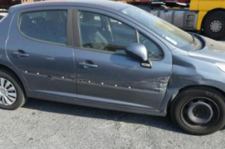 Pretensionneur de ceinture avant gauche PEUGEOT 207