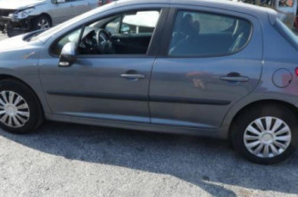 Pretensionneur de ceinture avant gauche PEUGEOT 207