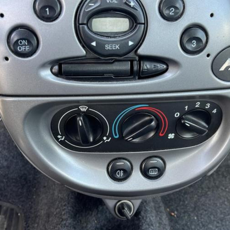 Capot FORD KA 1 Photo n°10