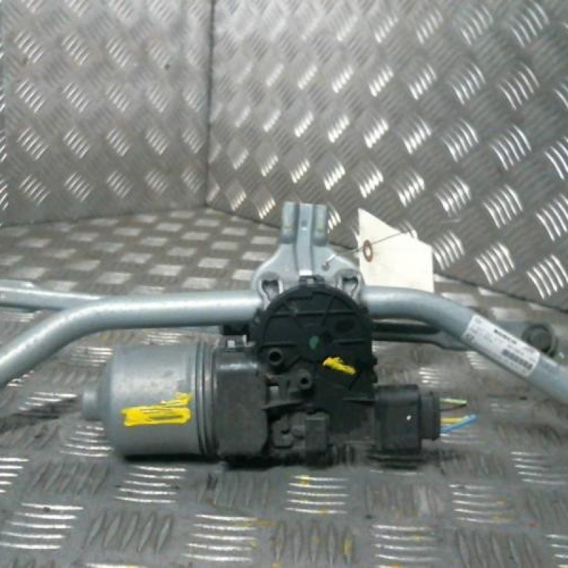 Moteur essuie glace avant PEUGEOT 208 1 Photo n°1
