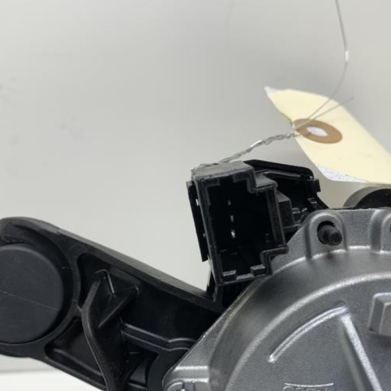 Moteur essuie glace arriere PEUGEOT 208 1 Photo n°3