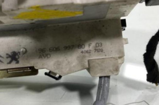 Serrure avant droit CITROEN C4 1