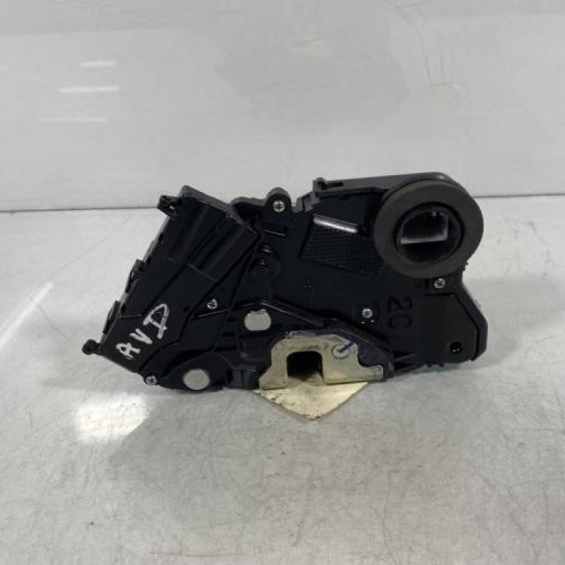 Serrure avant droit TOYOTA YARIS 2 Photo n°3