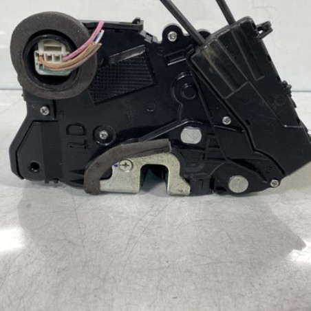 Serrure avant gauche TOYOTA YARIS 2