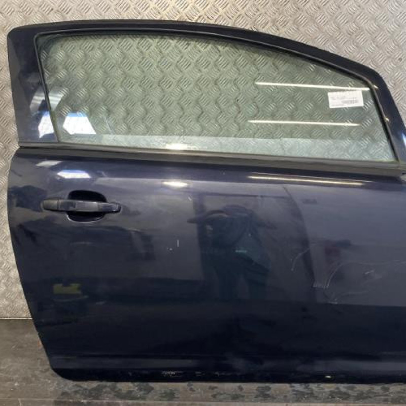 Porte avant droit OPEL CORSA D Photo n°1