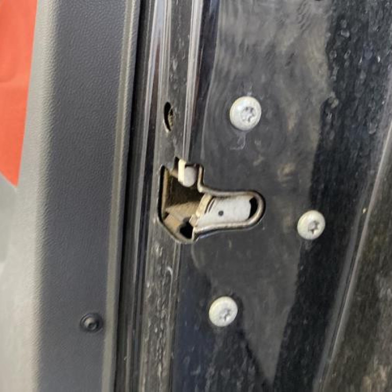 Porte avant droit OPEL CORSA D Photo n°7