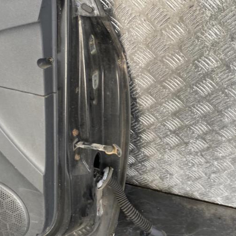 Porte avant gauche HYUNDAI GETZ Photo n°5