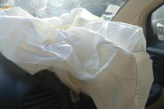 Aile arriere droit VOLKSWAGEN NEW BEETLE 1