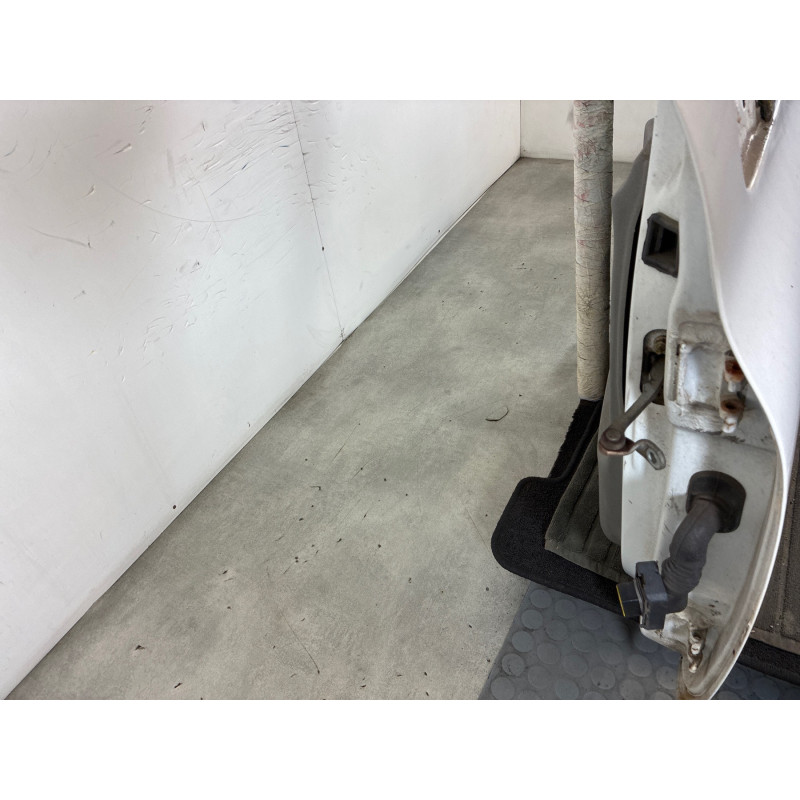 Porte avant gauche RENAULT CLIO 2 Photo n°4