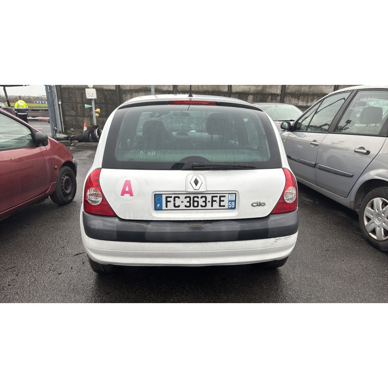 Porte avant gauche RENAULT CLIO 2 Photo n°10