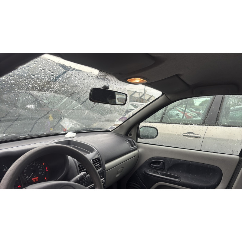 Porte avant gauche RENAULT CLIO 2 Photo n°18