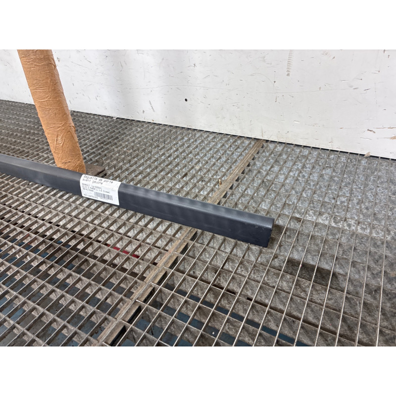 Baguette de porte avant gauche RENAULT CLIO 3 Photo n°2