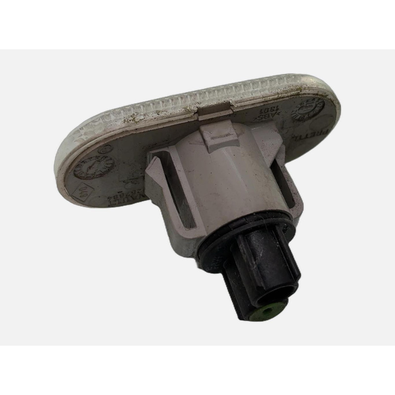 Repetiteur clignotant avant gauche (Feux) RENAULT TWINGO 2 Photo n°4