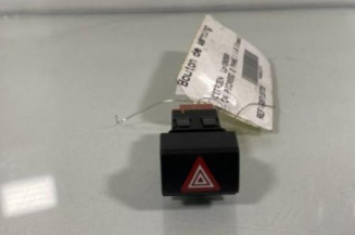 Bouton de warning CITROEN C4 PICASSO 2 Photo n°1