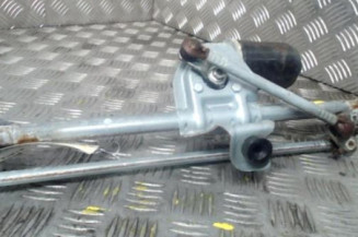 Moteur essuie glace avant OPEL CORSA C