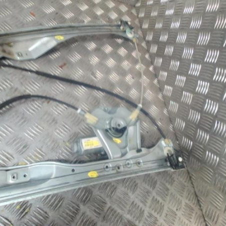 Leve vitre electrique avant gauche RENAULT CLIO 3 Photo n°1