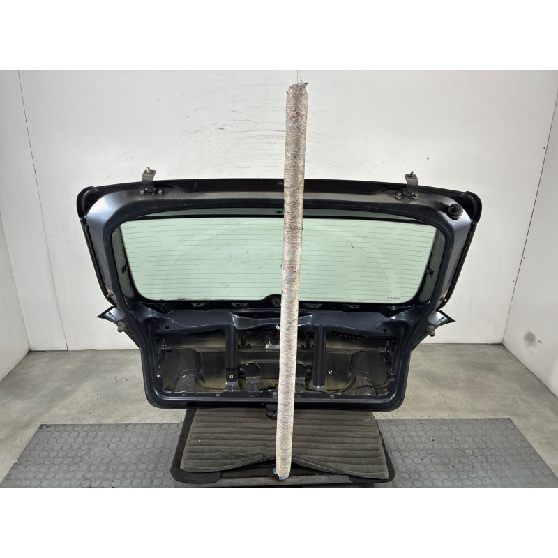 Malle/Hayon arriere SKODA FABIA 2 Photo n°3