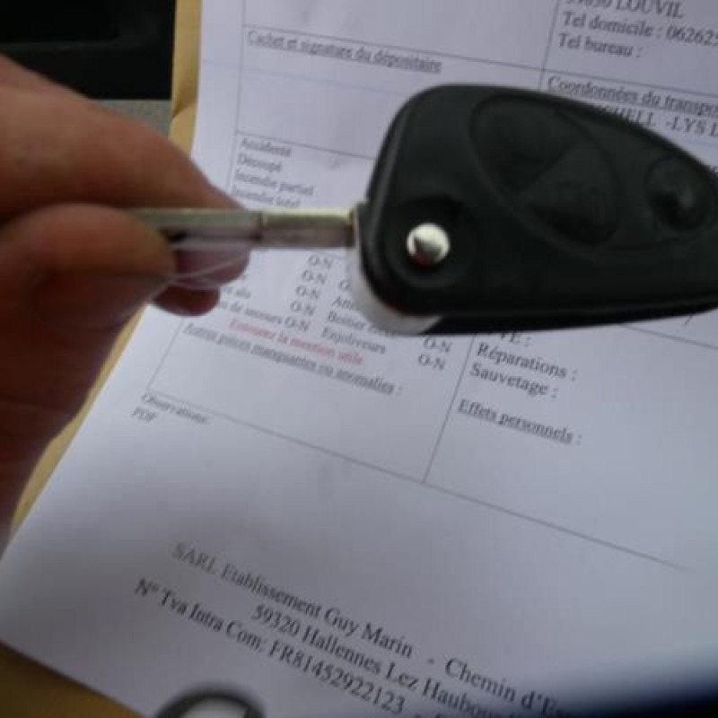 Serrure avant droit ALFA ROMEO GT Photo n°13