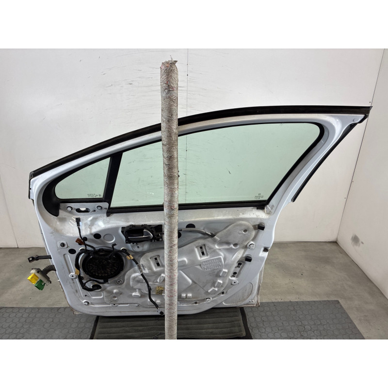 Porte avant droit PEUGEOT 208 1 Photo n°5