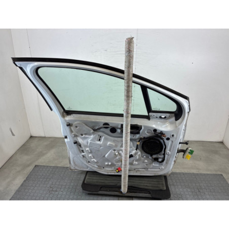 Porte avant gauche PEUGEOT 208 1