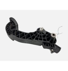 Pedale d'embrayage PEUGEOT 208 1