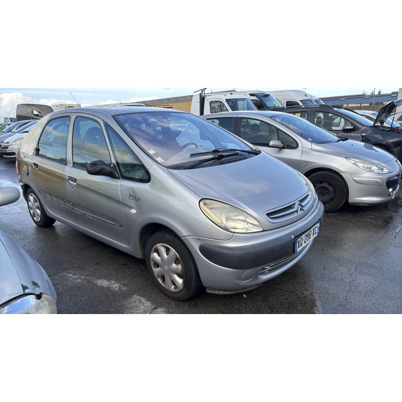 Feu arriere principal gauche (feux) CITROEN XSARA PICASSO Photo n°10
