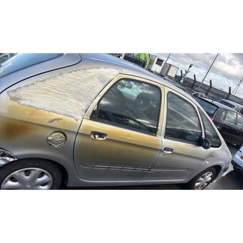 Feu arriere principal gauche (feux) CITROEN XSARA PICASSO Photo n°15