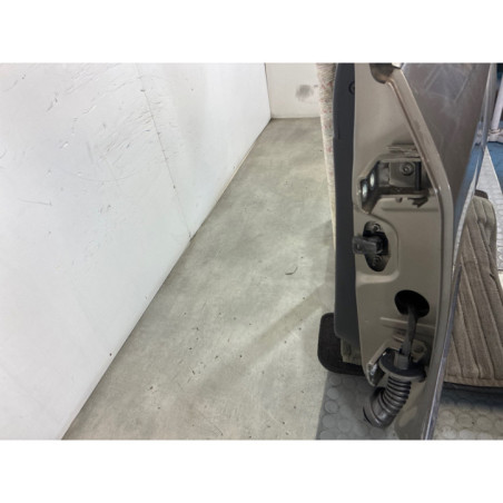 Porte arriere gauche PEUGEOT 2008 1
