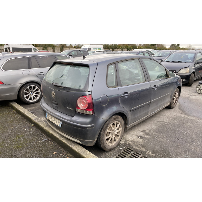 Fermeture de capot VOLKSWAGEN POLO 4 Photo n°3