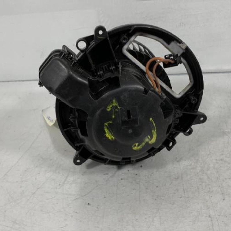 Pulseur d'air BMW SERIE 1 F21 Photo n°2