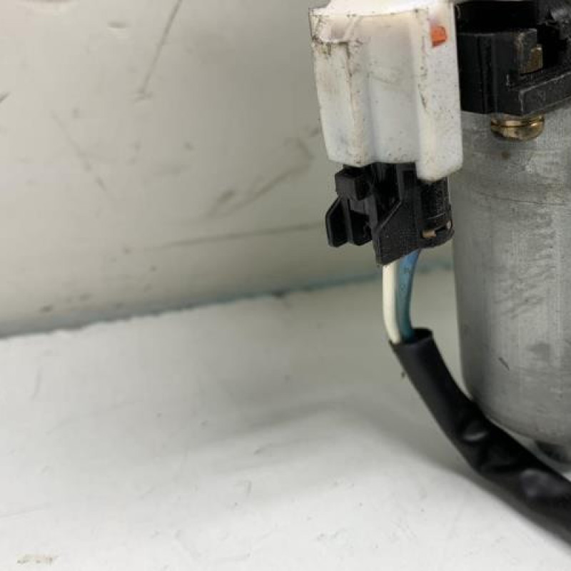 Leve vitre electrique avant droit CHEVROLET KALOS Photo n°3
