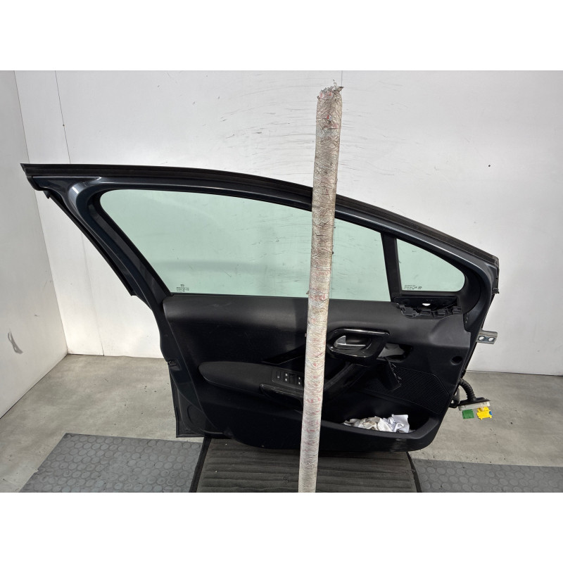 Porte avant gauche PEUGEOT 208 1 Photo n°1