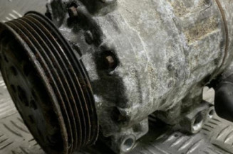 Compresseur clim AUDI A8 2 Photo n°1