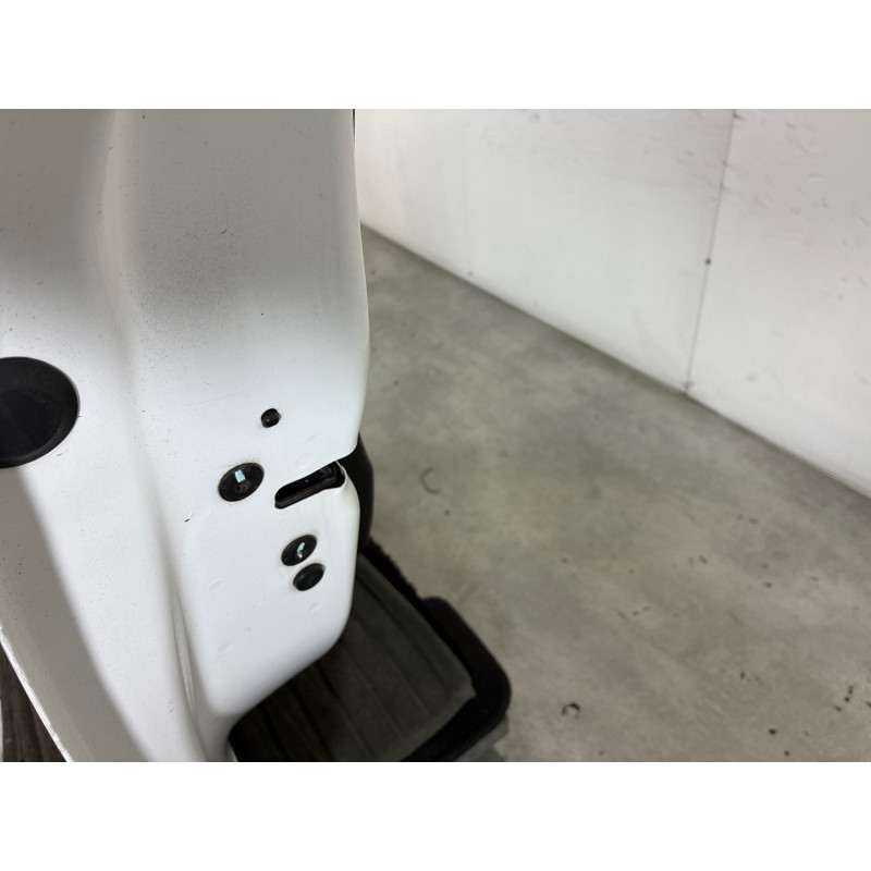 Porte avant gauche PEUGEOT 208 1 Photo n°4