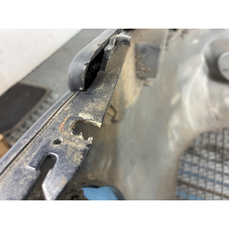 Pare choc avant CITROEN C8 Photo n°9