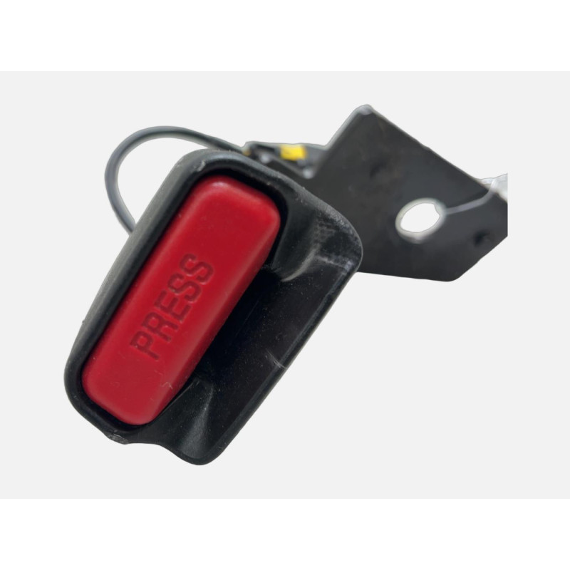 Attache ceinture arriere gauche CITROEN DS4 Photo n°2