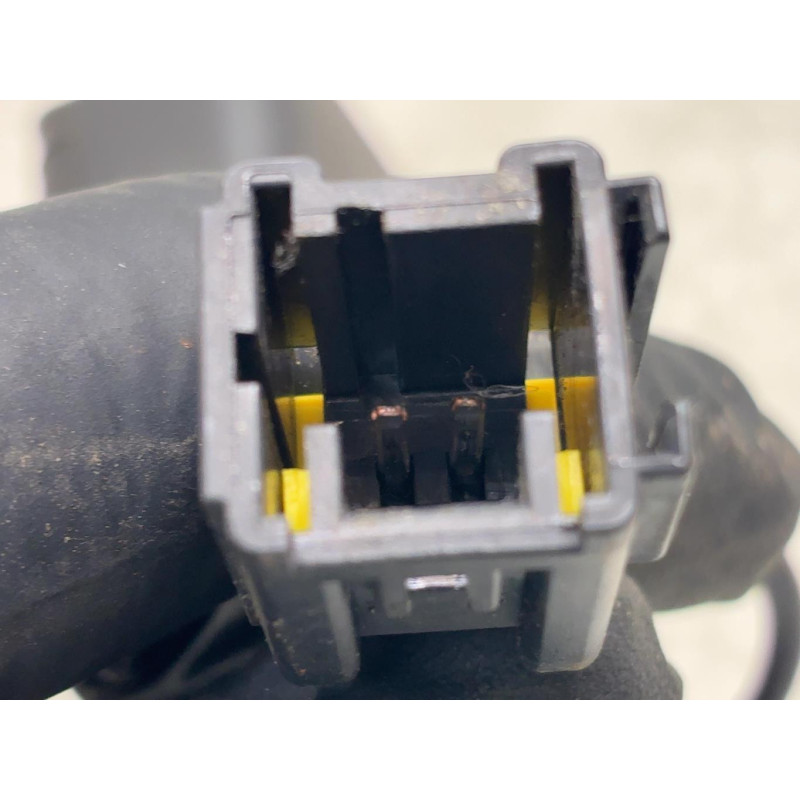 Attache ceinture arriere gauche CITROEN DS4 Photo n°4