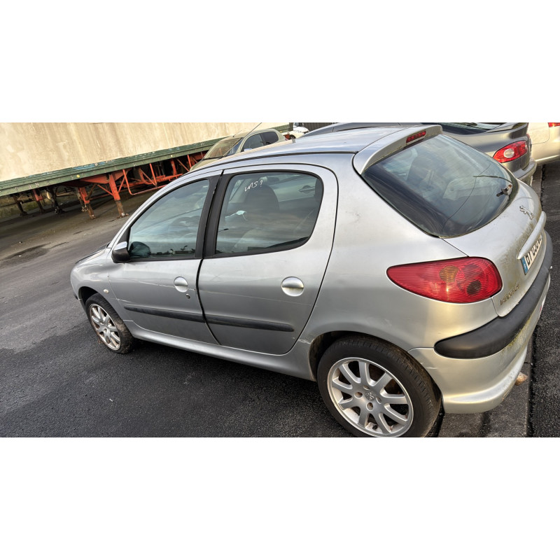 Boitier servitude moteur (BSM) PEUGEOT 206 Photo n°10