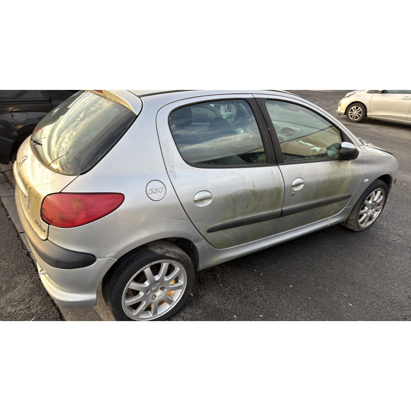 Boitier servitude moteur (BSM) PEUGEOT 206 Photo n°11