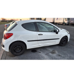 Vitre avant droit PEUGEOT 207