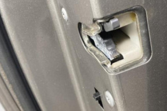 Porte arriere gauche MERCEDES CLASSE B 245