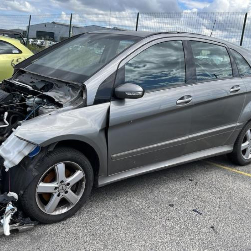 Pretensionneur de ceinture arriere gauche MERCEDES CLASSE B 245 Photo n°5
