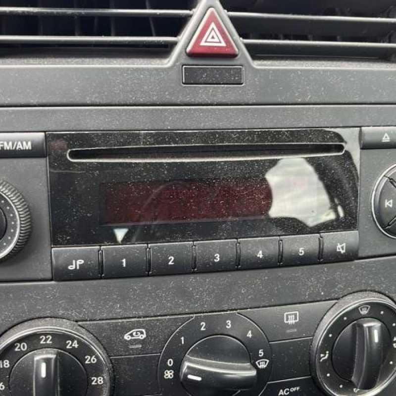 Pretensionneur de ceinture arriere gauche MERCEDES CLASSE B 245 Photo n°9