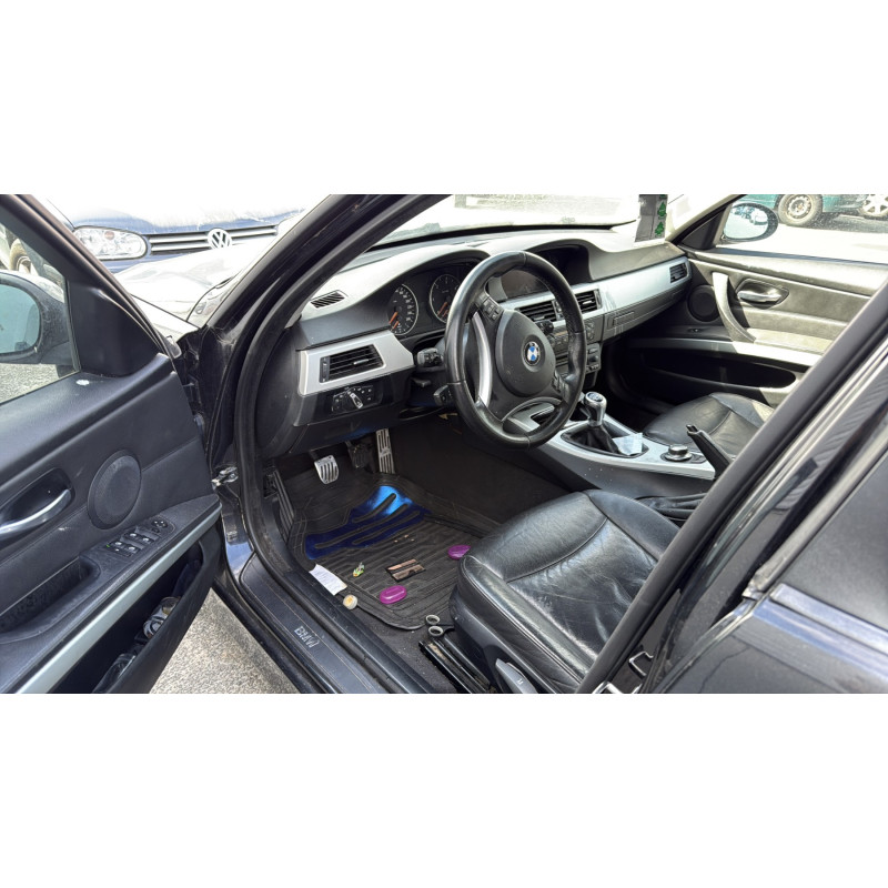 Feu arriere principal droit (feux) BMW SERIE 3 E90 Photo n°16
